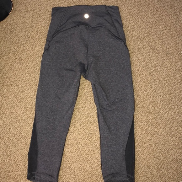 lululemon athletica Pants - Lulu Lemon Cropped leggings